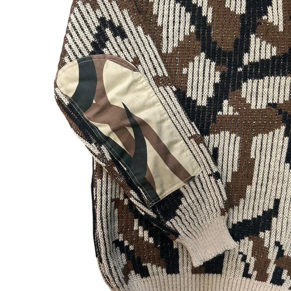 The Wooly Pully Sweater 100% Wool Shoulder and Elbow Reinforced Camouflage Patch - Picture 4 of 13